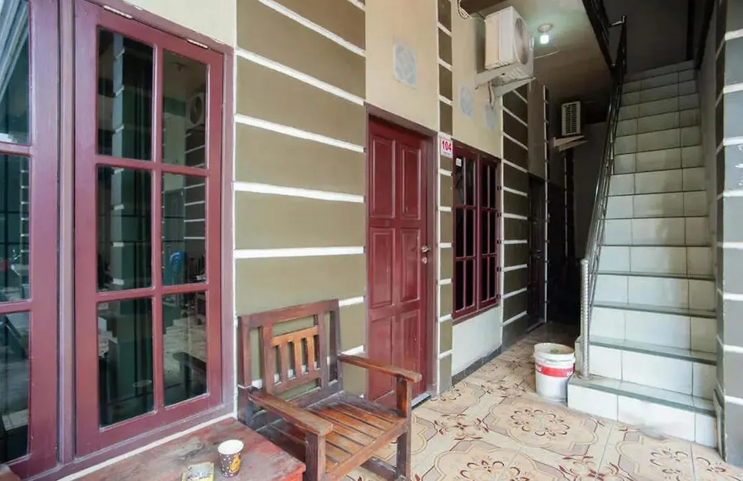 RedDoorz at KM 5 Palembang-1